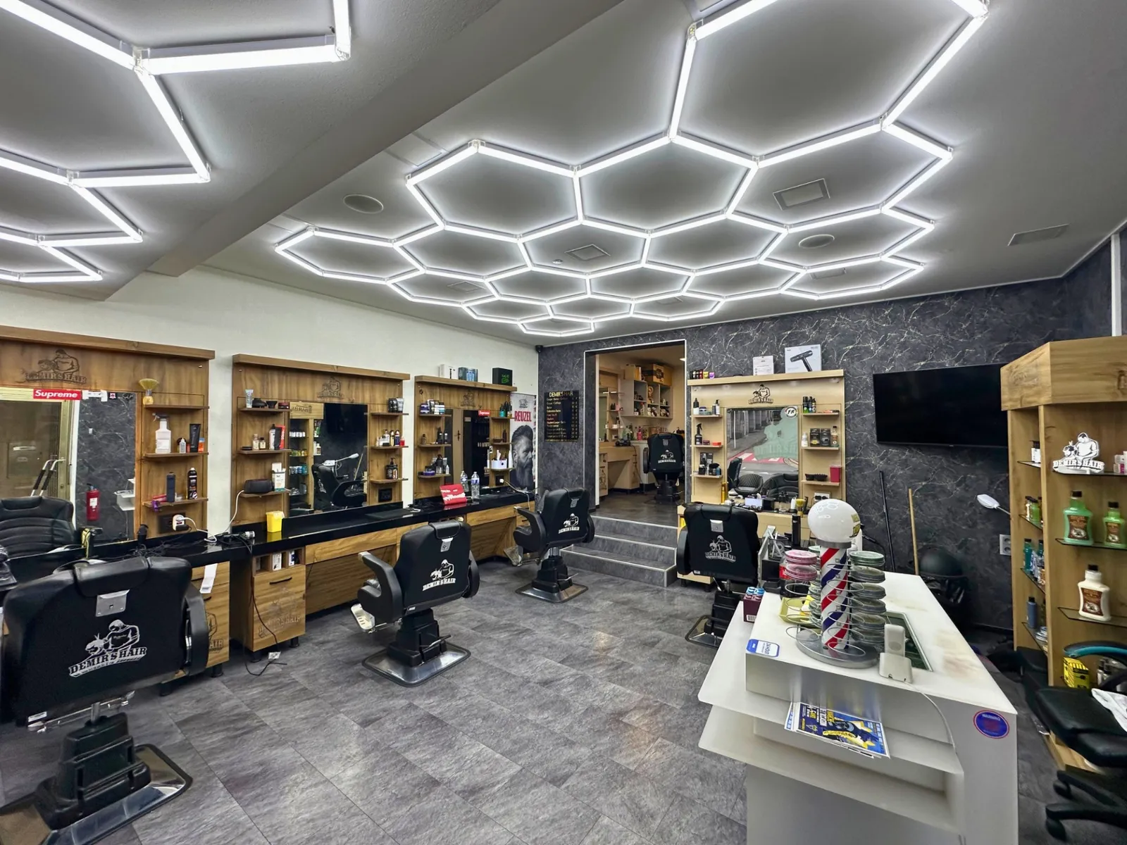 Demir's Hair Niederkorn gallery 2