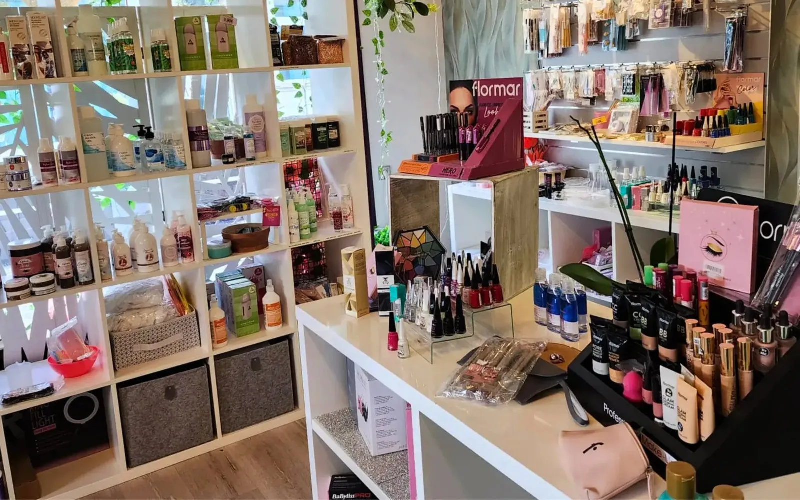Ei Beauty gallery 3